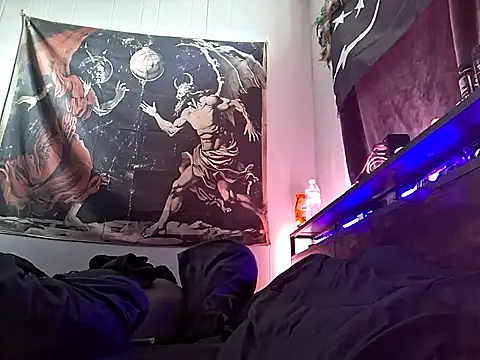 Snapshot of RealisedBooking chatting on 03/24/26, 01:27 RealisedBooking online show from 03/24/26, 01:27