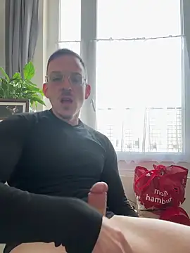 Snapshot of german_guy_sexy chatting on 03/23/26, 09:57 german guy sexy online show from 03/23/26, 09:57