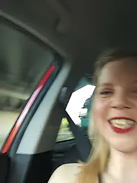 VlaamseMaaike online show from 04/30/26, 06:14