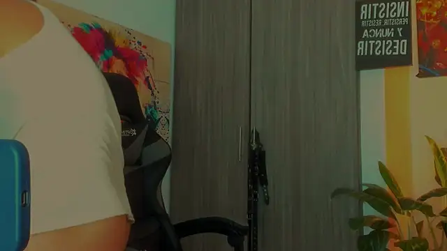 Snapshot of Miller_dominant chatting on 02/04/26, 11:05 Miller dominant online show from 02/04/26, 11:05