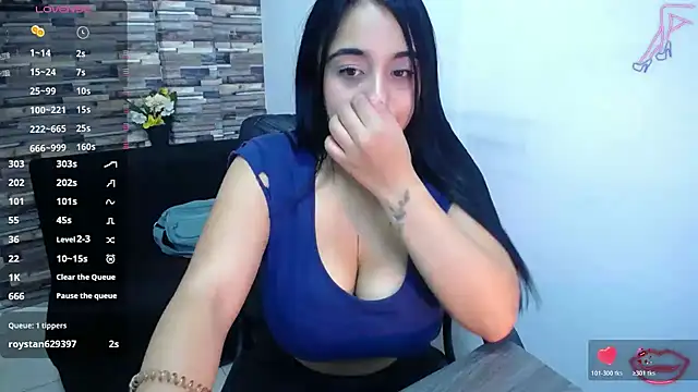 Snapshot of miaaboobs chatting on 03/04/26, 01:06 miaaboobs online show from 03/04/26, 01:06