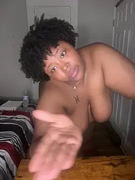 Chocolatebunnyxx96 online show from 04/27/26, 02:09
