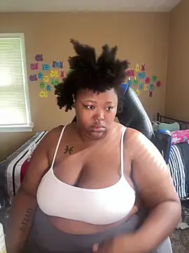 Chocolatebunnyxx96 online show from 05/09/26, 01:27