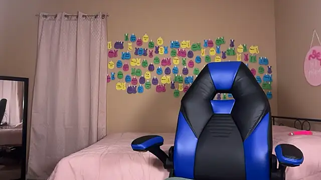 Chocolatebunnyxx96 online show from 06/24/26, 05:50