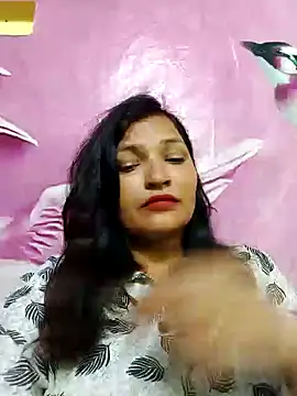Snapshot of Priyaa_1433 chatting on 06/28/26, 07:42 Priyaa 1433 online show from 06/28/26, 07:42