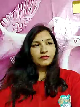 Snapshot of Priyaa_1433 chatting on 07/20/26, 06:49 Priyaa 1433 online show from 07/20/26, 06:49