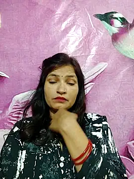 Snapshot of Priyaa_1433 chatting on 07/20/26, 04:53 Priyaa 1433 online show from 07/20/26, 04:53