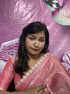 Snapshot of Priyaa_1433 chatting on 07/26/26, 04:47 Priyaa 1433 online show from 07/26/26, 04:47