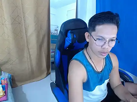 Snapshot of holly_oreo chatting on 07/12/26, 02:41 holly oreo online show from 07/12/26, 02:41