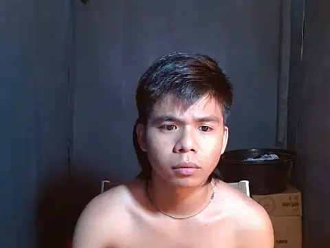 Snapshot of pinoymonstercock_xx chatting on 04/09/26, 08:20 pinoymonstercock xx online show from 04/09/26, 08:20