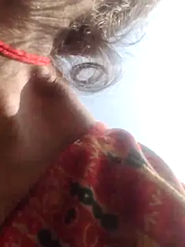 Snapshot of Bhavna8080 chatting on 02/11/26, 05:23 Bhavna8080 online show from 02/11/26, 05:23