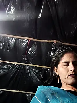 Snapshot of Bhavna8080 chatting on 03/08/26, 02:54 Bhavna8080 online show from 03/08/26, 02:54