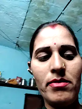 Snapshot of Bhavna8080 chatting on 05/22/26, 06:35 Bhavna8080 online show from 05/22/26, 06:35