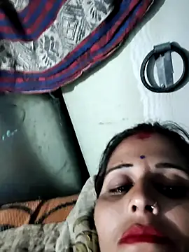 Snapshot of Bhavna8080 chatting on 06/24/26, 03:33 Bhavna8080 online show from 06/24/26, 03:33