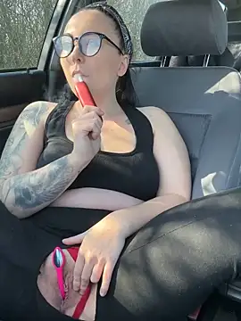 InkedCurly L online show from 03/05/26, 09:49