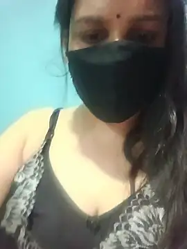 Snapshot of 01Roshani chatting on 06/25/26, 09:03 01Roshani online show from 06/25/26, 09:03