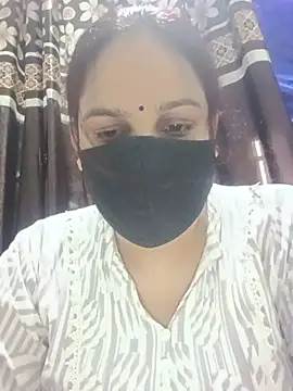 Snapshot of 01Roshani chatting on 07/07/26, 10:30 01Roshani online show from 07/07/26, 10:30