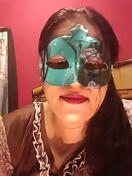 Snapshot of 01Roshani chatting on 07/14/26, 05:40 01Roshani online show from 07/14/26, 05:40