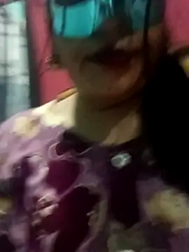 Snapshot of 01Roshani chatting on 07/24/26, 06:17 01Roshani online show from 07/24/26, 06:17