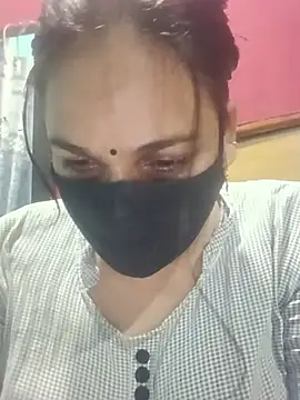 Snapshot of 01Roshani chatting on 07/28/26, 06:20 01Roshani online show from 07/28/26, 06:20