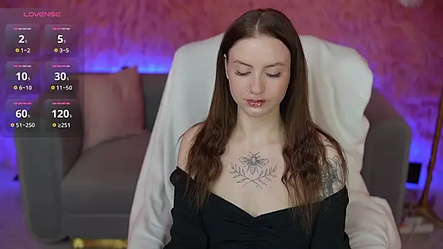 AlexaFleur online show from 06/16/26, 06:16