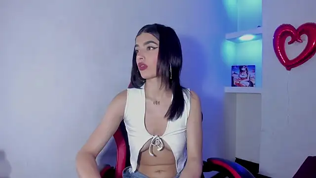 honeyluxe  online show from 05/13/26, 04:10