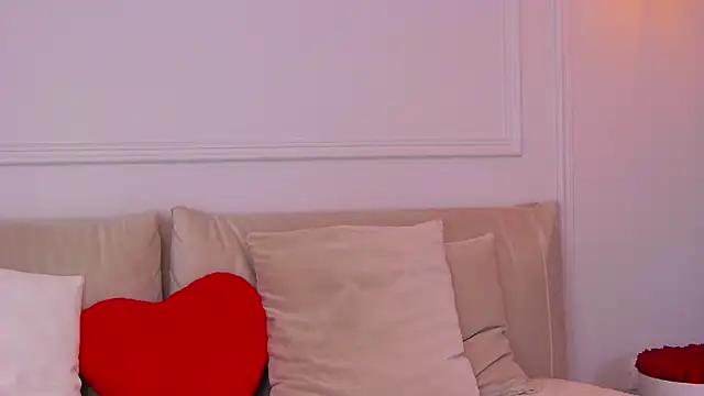 AriannaRuss online show from 06/24/26, 04:55