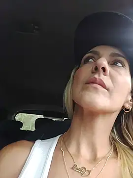 Snapshot of Monita_Med chatting on 07/02/26, 02:45 Monita Med online show from 07/02/26, 02:45
