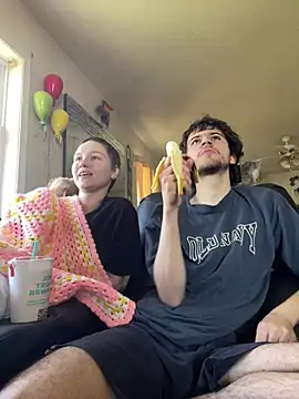 Snapshot of SugarNCinnamon chatting on 03/08/26, 06:23 SugarNCinnamon online show from 03/08/26, 06:23