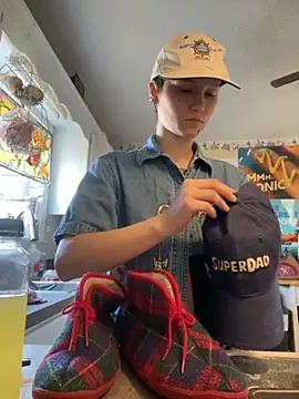 Snapshot of SugarNCinnamon chatting on 03/14/26, 10:15 SugarNCinnamon online show from 03/14/26, 10:15