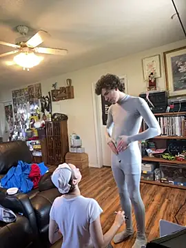 Snapshot of SugarNCinnamon chatting on 04/04/26, 06:16 SugarNCinnamon online show from 04/04/26, 06:16