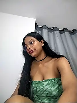 Snapshot of KATALINA_SANTANA_ chatting on 03/21/26, 11:52 KATALINA SANTANA online show from 03/21/26, 11:52