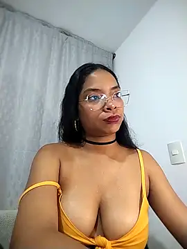 Snapshot of KATALINA_SANTANA_ chatting on 04/18/26, 12:25 KATALINA SANTANA online show from 04/18/26, 12:25