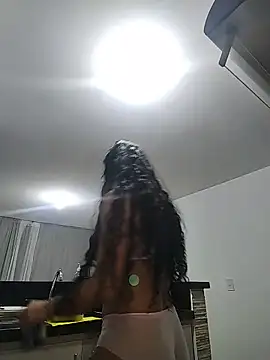 Snapshot of KATALINA_SANTANA_ chatting on 05/20/26, 01:12 KATALINA SANTANA online show from 05/20/26, 01:12