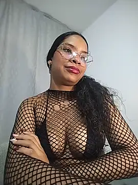Snapshot of KATALINA_SANTANA_ chatting on 06/05/26, 01:45 KATALINA SANTANA online show from 06/05/26, 01:45