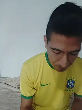 Snapshot of Rodrigohernan19 chatting on 07/19/26, 02:54 Rodrigohernan19 online show from 07/19/26, 02:54