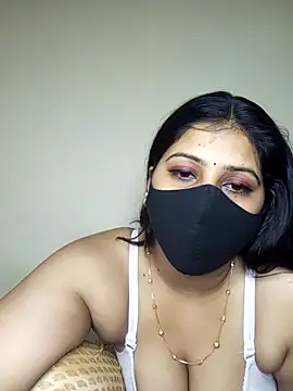 Snapshot of Kushi_Sharmaa chatting on 02/28/26, 06:14 Kushi Sharmaa online show from 02/28/26, 06:14
