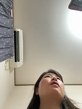 Snapshot of 69_yuna_69 chatting on 02/06/26, 10:51 69 yuna 69 online show from 02/06/26, 10:51