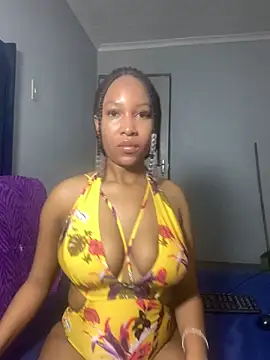 Snapshot of Creamy_bitchxxx chatting on 05/10/26, 01:44 Creamy bitchxxx online show from 05/10/26, 01:44