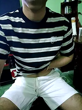 Snapshot of Sexyboy150196 chatting on 05/19/26, 02:23 Sexyboy150196 online show from 05/19/26, 02:23