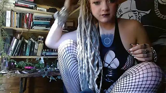 spiralhokkaido23 online show from 04/28/26, 01:49