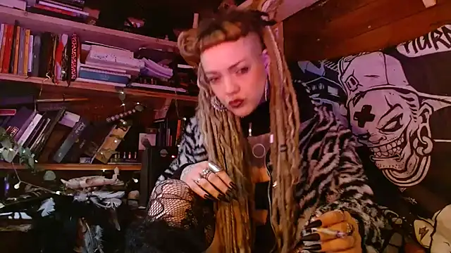 spiralhokkaido23 online show from 05/16/26, 06:32