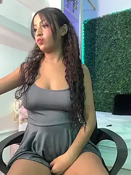 PaulaSweetFire  online show from 05/12/26, 11:02