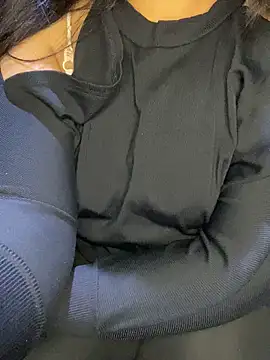 Snapshot of Lina_Velvet_ chatting on 02/15/26, 07:38 Lina Velvet online show from 02/15/26, 07:38