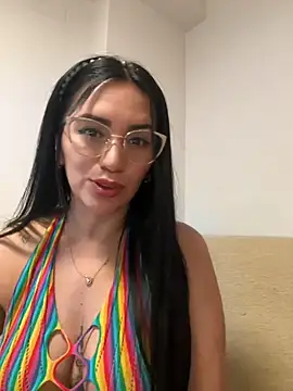 nataliia queen  online show from 05/05/26, 05:26