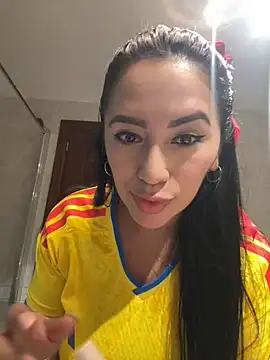 nataliia queen  online show from 06/18/26, 12:33