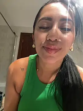 nataliia queen  online show from 08/02/26, 02:21