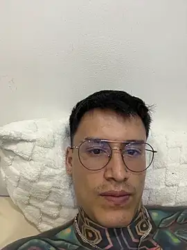 Snapshot of Chrissblack chatting on 03/12/26, 03:56 Chrissblack online show from 03/12/26, 03:56