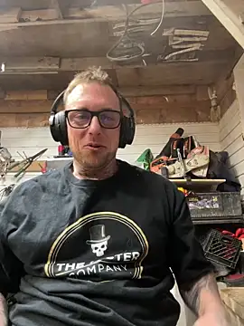 Snapshot of WIDBIGWHITECOCK chatting on 02/16/26, 04:08 WIDBIGWHITECOCK online show from 02/16/26, 04:08