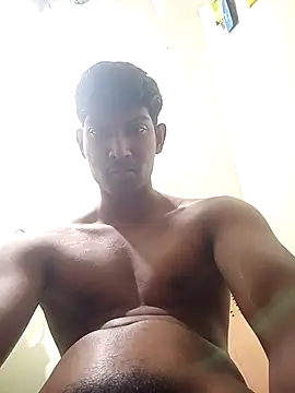 Snapshot of sunshine0000 chatting on 01/13/26, 06:57 sunshine0000 online show from 01/13/26, 06:57